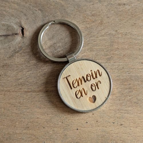 Porte-clef bois métal - Témoin en or
