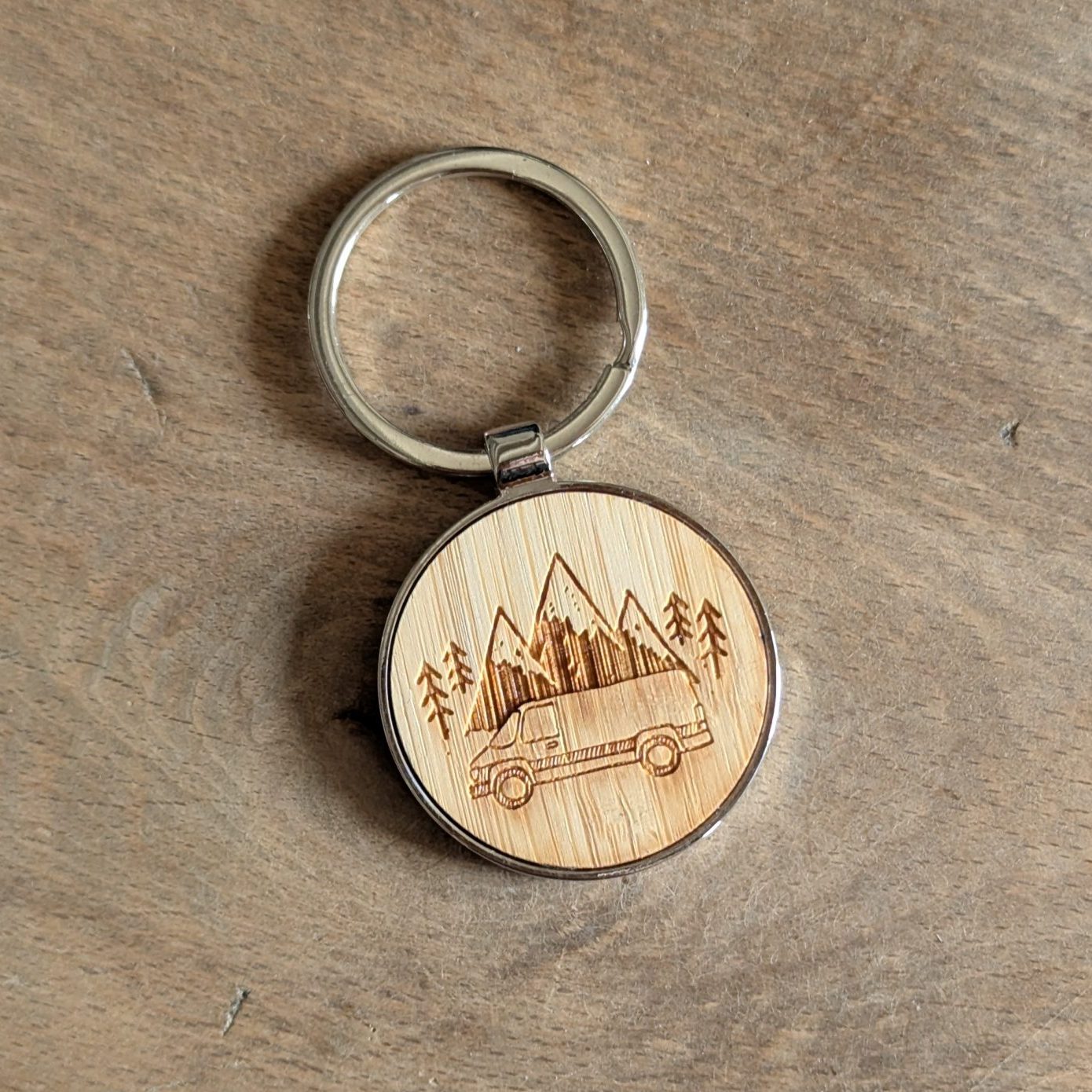 Porte-clef bois métal - Road trip