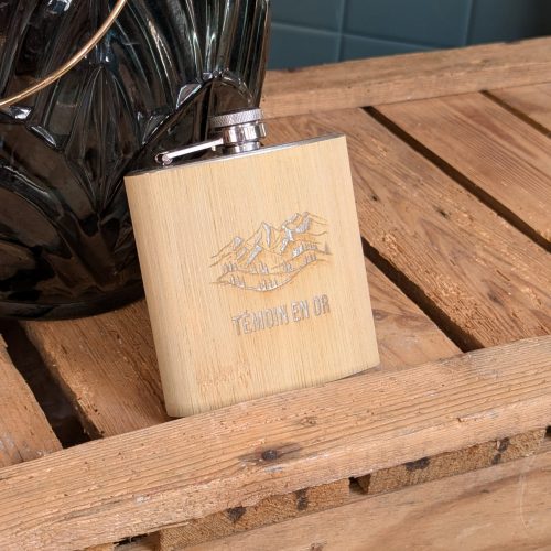 Flasque à alcool en métal et bambou - Témoin en or